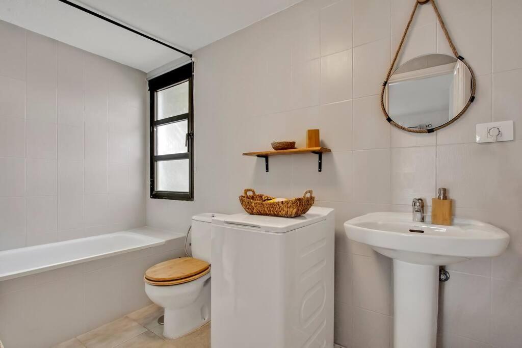 Casa Tornasol Apartment คอร์ราเลโฮ ภายนอก รูปภาพ